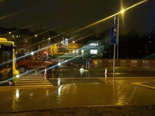 Jadąca jeepem 25-latka potrąciła 55-letnią kobietę na...