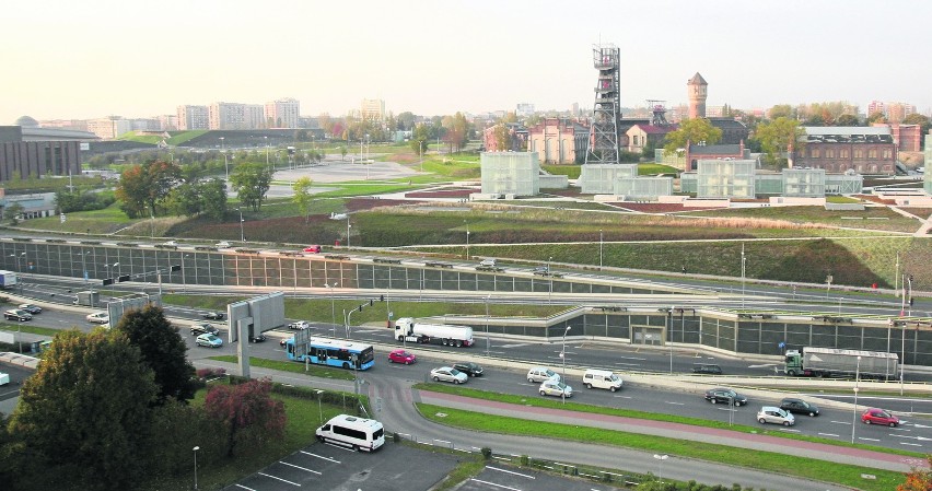 Katowice Wieża widokowa przy Muzeum Śląskim przechodzi drobny lifting