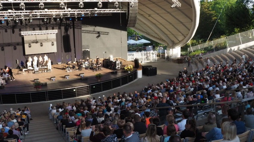 Koncert z okazji dziesięciolecia Domu Miłosierdzia w Koszalinie [ZDJĘCIA]  