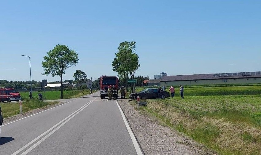Wypadek w Krasnosielcu. Zderzyły się dwa samochody osobowe. 1.06.2023