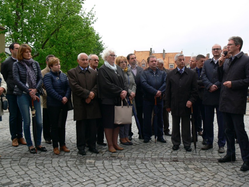 Adam Jarubas, były marszałek województwa spotkał się z mieszkańcami Sandomierza. Poparcie od burmistrza (ZDJĘCIA, WIDEO) 