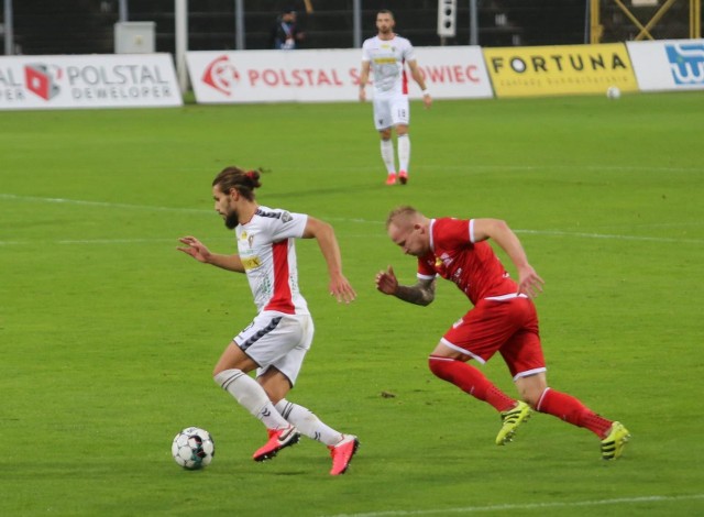 Resovia - Zagłębie LIVE! Beniaminek stworzył twierdzę Rzeszów