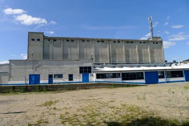 Chłodnia Białystok. Teren i budynek na sprzedażCena wywoławcza to 8 milionów 100 tysięcy złotych netto.