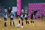 TAURON Junior Cup. Młodzi piłkarze zmierzyli się ze sobą na hali w Siemianowicach Śląskich. Finaliści powalczą w Krakowie