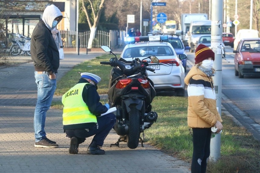 Wypadek na ul. Strachocińskiej we Wrocławiu 17.12.2020