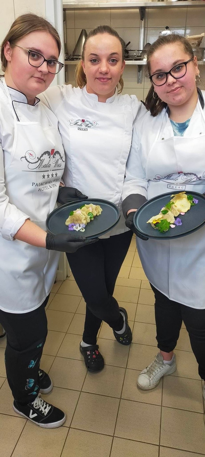Uczniowie z Zespołu Szkół w Jasieńcu wzięli udział w warsztatach kulinarnych. Zobacz zdjęcia