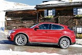 Alfa romeo stelvio. Najnowsza alfa to samochód klasy premium