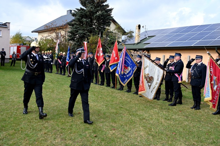 Ochotnicza Straż Pożarna z Niestachowa, w gminie Daleszyce, świętowała 80-lecie istnienia jednostki (NOWE ZDJĘCIA)
