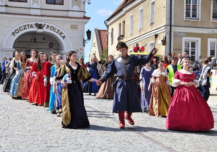 Otwarcie sezonu turystycznego w Sandomierzu. Przyjechało wielu gości 