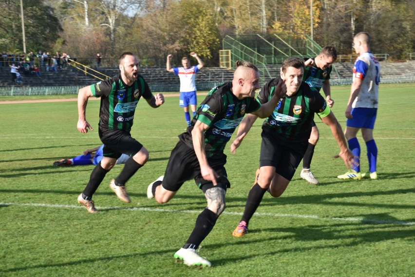 Jakub Nowocień bohaterem Staru Starachowice. Gol w ostatniej akcji meczu z Granatem Skarżysko-Kamienna! (ZDJĘCIA)