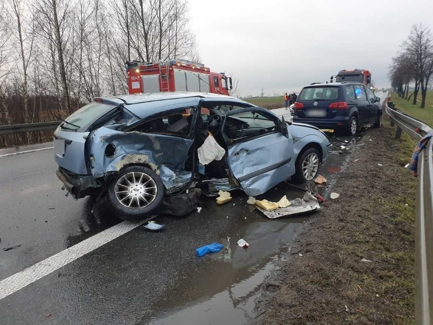 Tragiczny wypadek pod Brzegiem. Nie żyje czteroletnie...