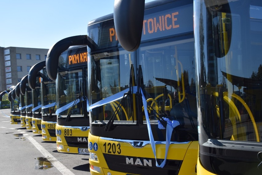 Nowe autobusy katowickiego PKM, które odebrano w...