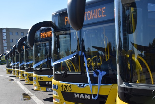 Nowe autobusy katowickiego PKM, które odebrano w październiku.