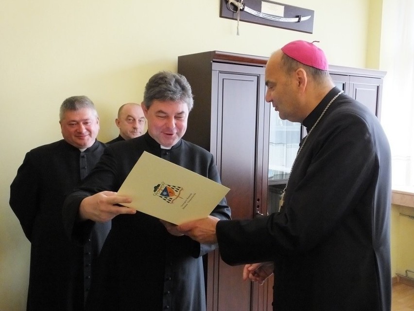 Zmiany w diecezji sosnowieckiej 2018. Księża otrzymali dekrety od biskupa Grzegorza Kaszaka