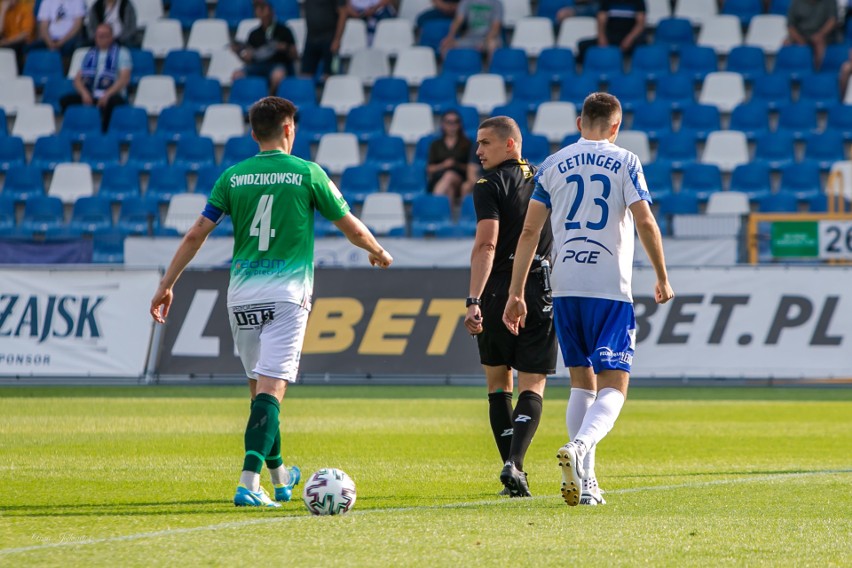 Fortuna 1 Liga. Radomiak Radom przegrał bardzo ważny mecz ze Stalą w Mielcu 0:2 ZDJĘCIA