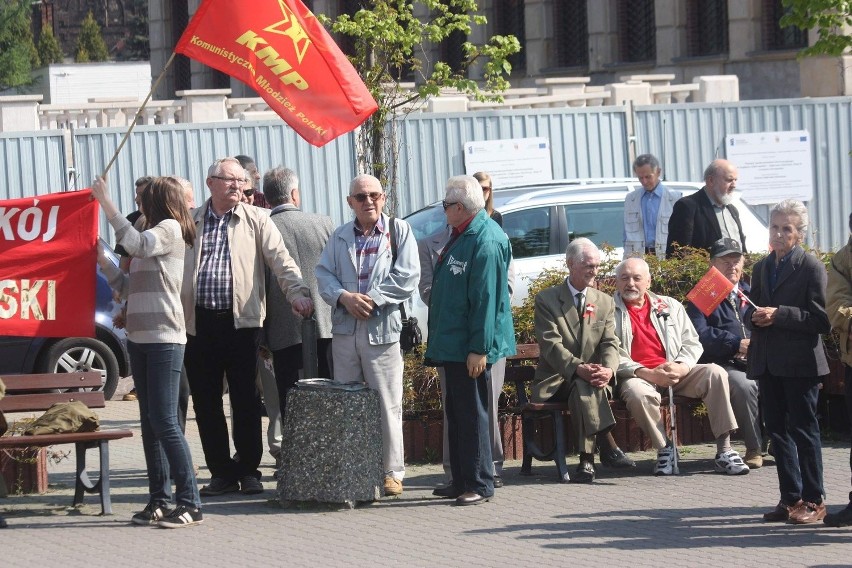 Demonstracja 1 Maja w Dąbrowie Górniczej