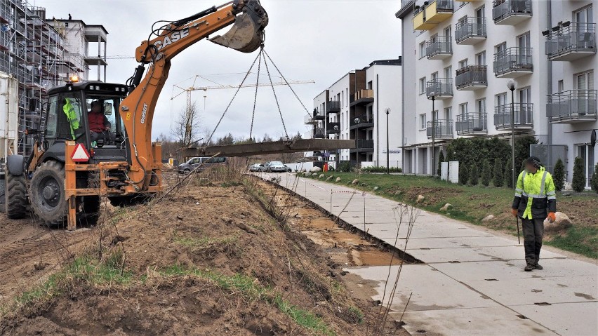 Droga do osiedla Panorama w Koszalinie dalej jest...