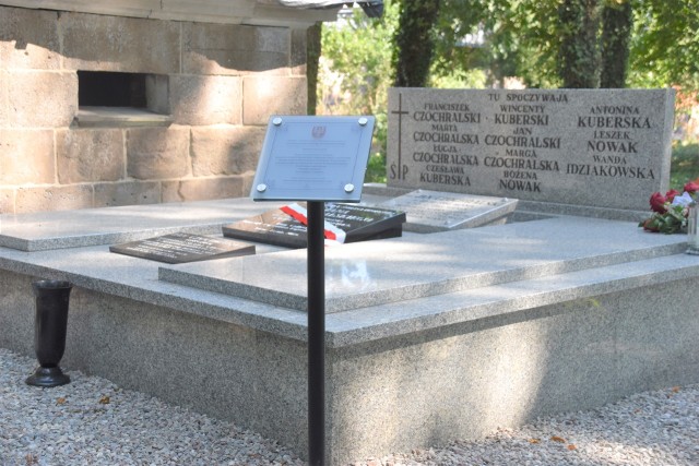Dziś o godz. 18 na grobie prof. Jana Czochralskiego  na starym cmentarzu w Kcyni złożone zostaną kwiaty, zapłoną też znicze