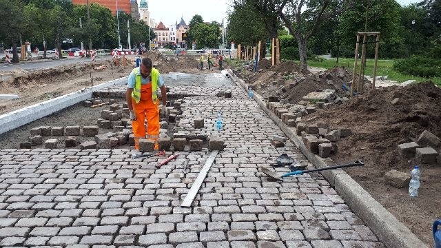 Od poniedziałku taksówki i autobusy MZK jadące od strony...