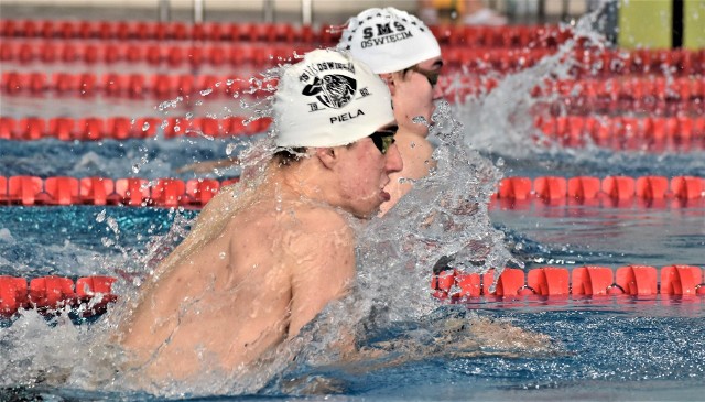 Michał Piela zdominował rywalizację na krajowym podwórku na 400 metrów stylem zmiennym wśród seniorów i juniorów