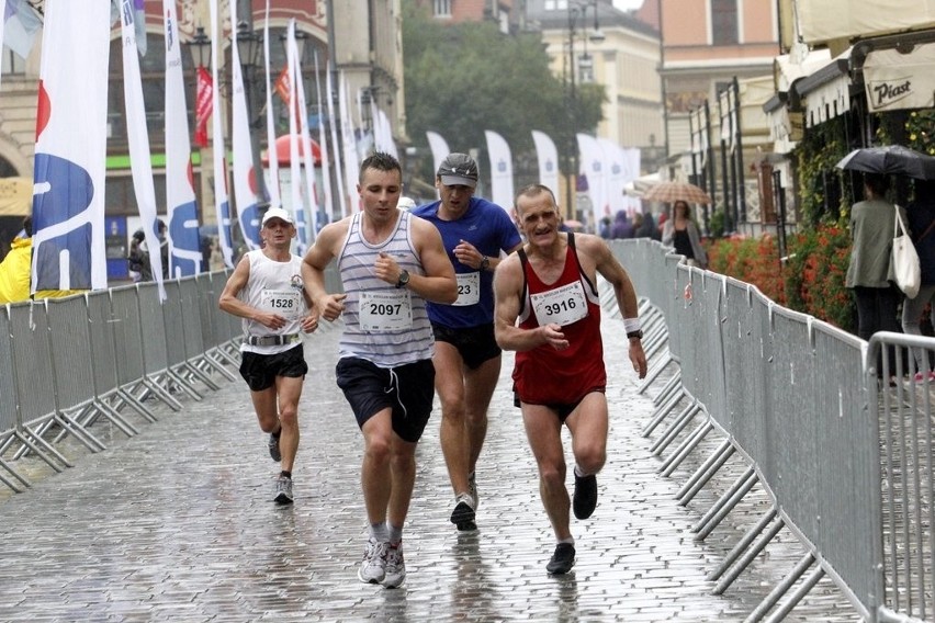 Maraton Wrocław - ZDJĘCIA - zawodnicy z numerami 1401 - 1600