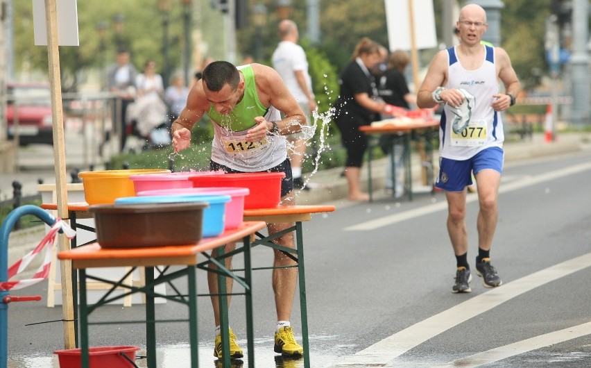 Maraton Wrocław 2014. Kenijczycy zdominowali bieg. Kangogo blisko rekordu (WYNIKI, ZDJĘCIA)