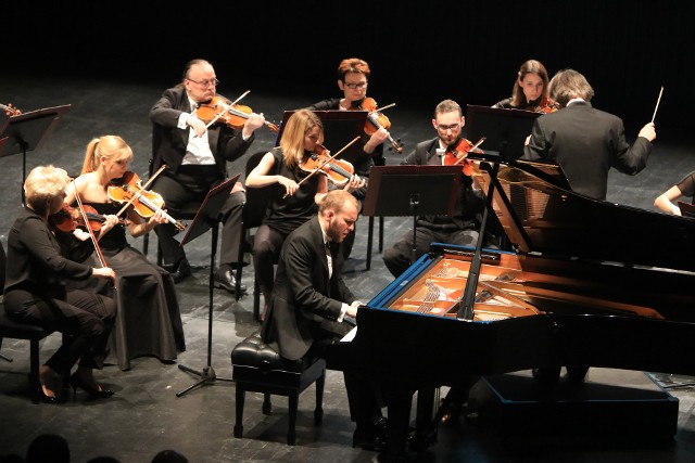 Znany toruński pianista Paweł Wakarecy zagrał na inaugurację festiwalu, w którym sam w przeszłości brał udział