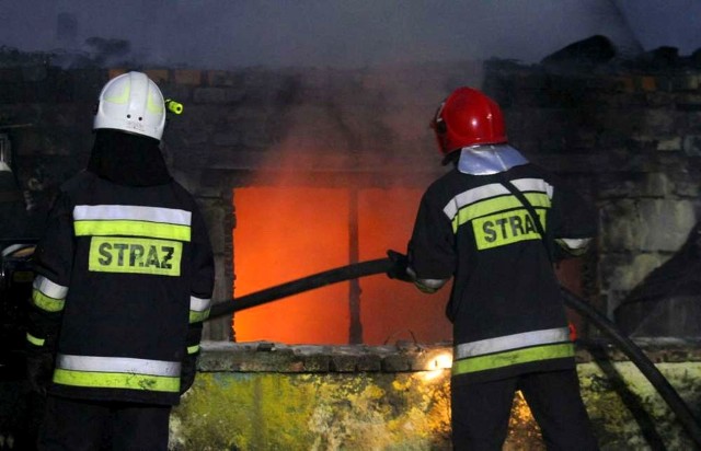 W pożarach w Arkuszewie i Kępnie zginęły dwie osoby.