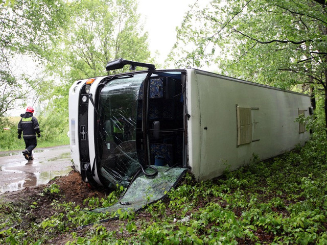 Sowlany: Wypadek autobusu z przedszkolakami. Kierowca usłyszał zarzuty
