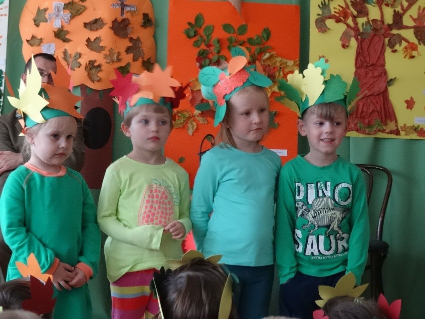 Święto Drzewa w Przedszkolu Miejskim nr 17 w Ostrołęce (zdjęcia)