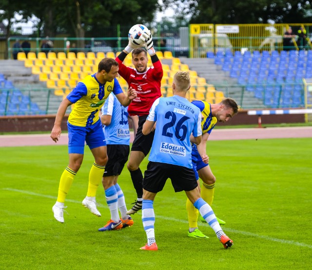 Piłkarze Elany Toruń w niedzielę zagrają z Bałtykiem