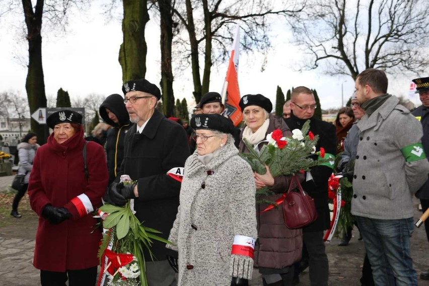 Dziś na cmentarzu parafii Zwiastowania NMP w Inowrocławiu...