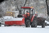 "Bestia ze wschodu" kontra... kieleccy drogowcy. Pługopiaskarki pracują na pełnych obrotach! Zobacz film i zdjęcia