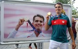 Chorzowianie przywitali mistrza olimpijskiego. Kajetan Duszyński bohaterem Sportowego Rynku Gwiazd w Chorzowie
