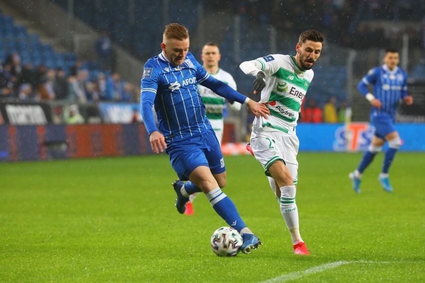 W ostatnim meczu Lech Poznań - Lechia Gdańsk (2:0) goście...