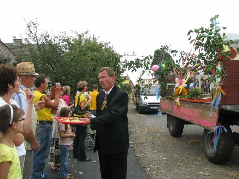 Dozynki w Dobieszowicach. Gminno-Powiatowe Świeto Plonów.