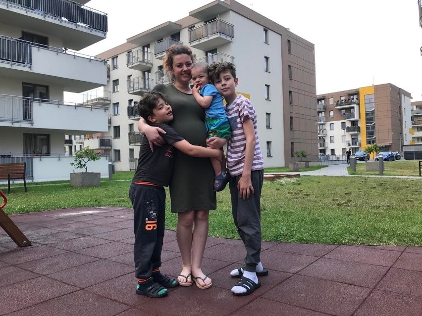 Julia Safroniak ze swoimi dziećmi