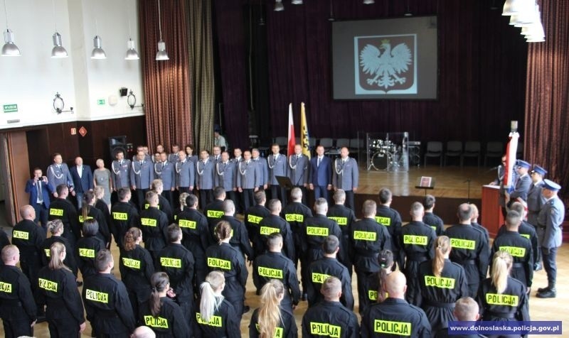 Dolnośląska policja ma 48 nowych funkcjonariuszy