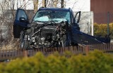 Śmiertelny wypadek koło Piotrkowa. Zderzenie BMW z VW na drodze wojewódzkiej 473. Informacje zdjęcia 1.03.2022
