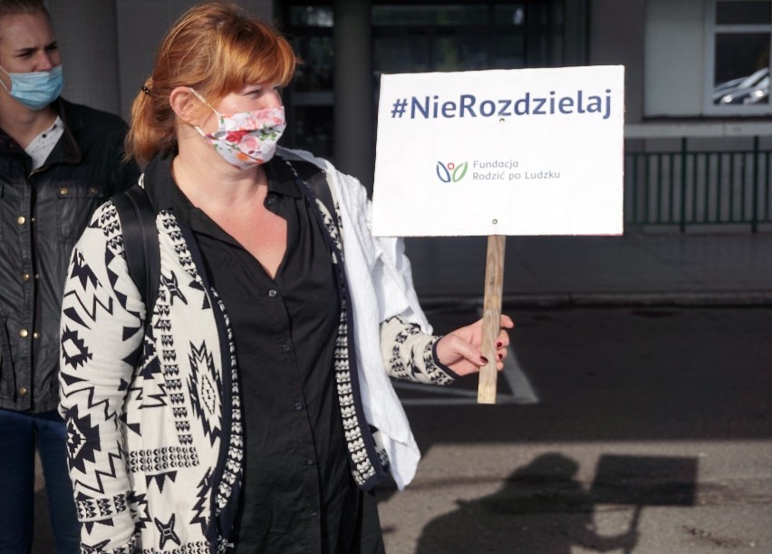 Matka Polka w Łodzi. Protestują matki, bo nie widują dzieci...