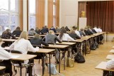 OKE KRAKÓW- niezbędne informacje o Okręgowej Komisji Egzaminacyjnej w Krakowie. Co warto wiedzieć? Jak korzystać ze strony OKE?
