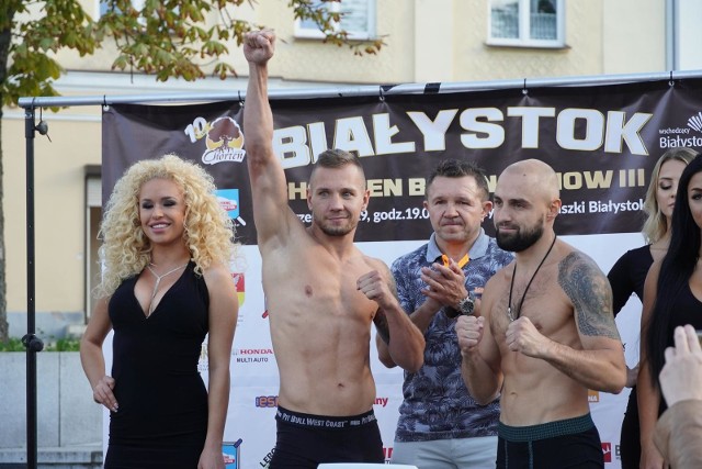 Już w sobotę, o godz. 19 przy białostockim ratuszu, w samym centrum Białegostoku, odbędzie się bokserska gala "Chorten Boxing Show III" z udziałem najlepszych pięściarzy zawodowych grupy Dariusz Snarskiego. Dziś odbyło się oficjalne ważenie pięściarzy.