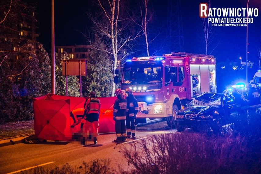 Ełk: Samochód osobowy potrącił pieszego. Nie żyje 33-letni mężczyzna[ZDJĘCIA]