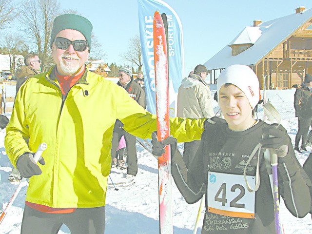 Na biegi narciarskie przyjechały całe rodziny: Piotr Pakosz junior z Reńskiej Wsi wygrał bieg dla uczniów szkół podstawowych.