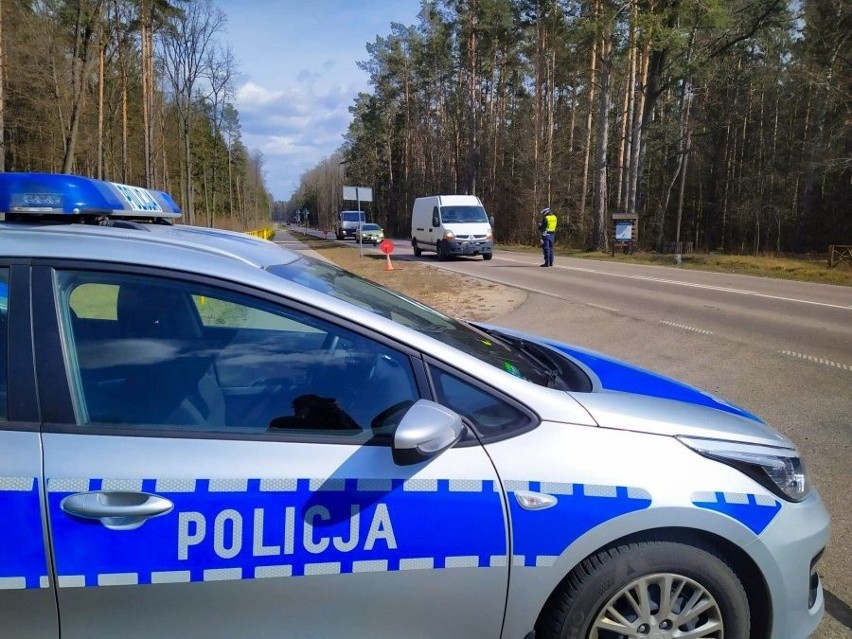 Koronawirus. Trzy razy mniej wypadków i rannych, dwa razy mniej kolizji. Od czasu pandemii na podlaskich drogach zrobiło się... bezpieczniej