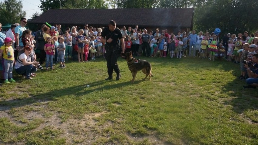 Piknik rodzinny z policjantami w Myszkowie [ZDJĘCIA]