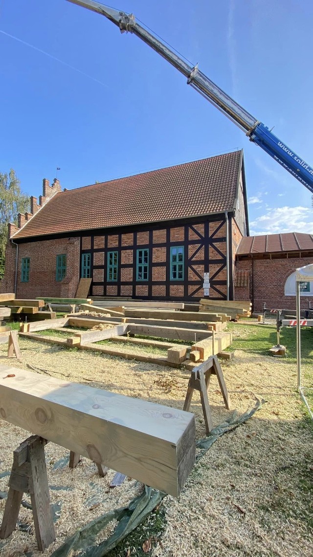 Rozpoczęła się odbudowa wierzy w XIV-wiecznego kościoła w miejscowości Cyganek