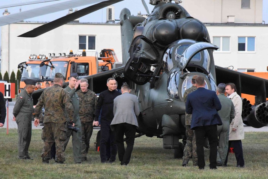 Prezydent RP Andrzej Duda gościł na lotnisku 56. Bazy...