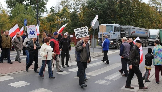 Mieszkańcy Sępólna zablokowali rondo na godzinę
