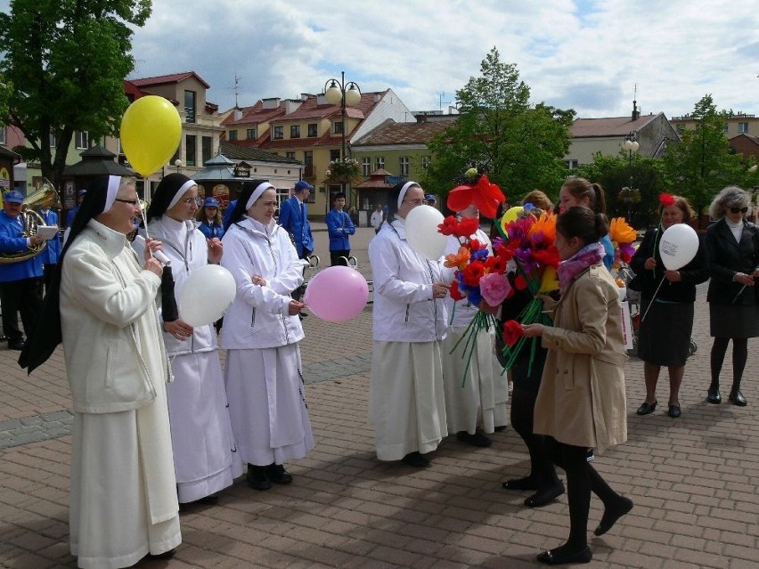 Ulicami Tarnobrzega przeszedł "Marsz dla życia i rodziny"